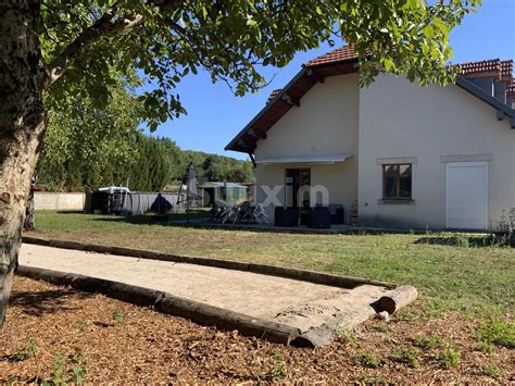maison à louer dole.